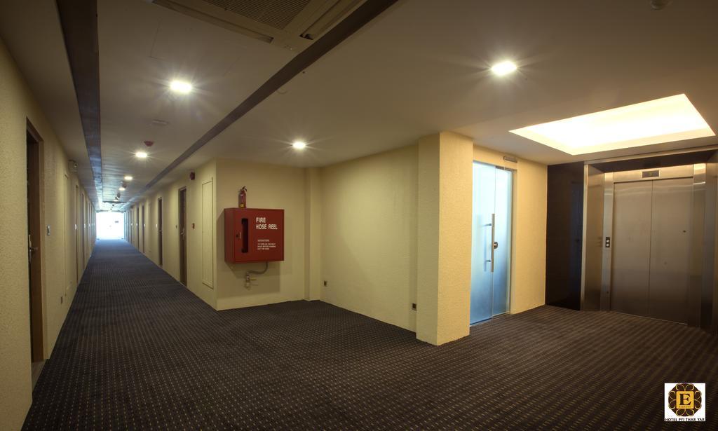 Elegant Hotel Pyi Thar Yar Yangon Exterior foto